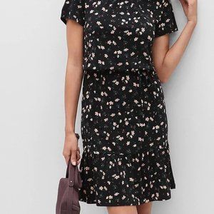 BR Factory Flounce-Hem Fit-and-Flare Dress